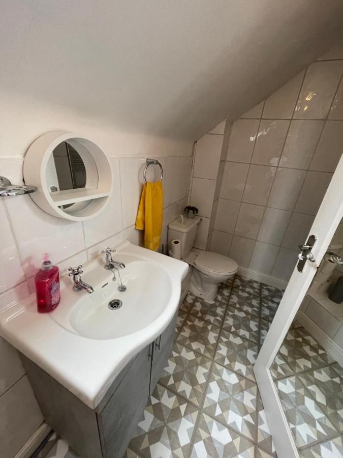 1 Bed Flat At Drum Street Edinburg Exteriör bild